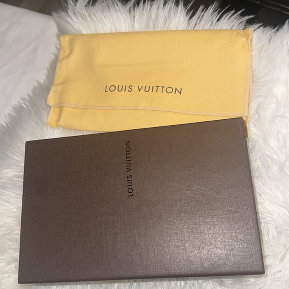 Louis Vuitton Vernis Sarah Compact Wallet Rose Ballerine GUC - Picture 12 of 16